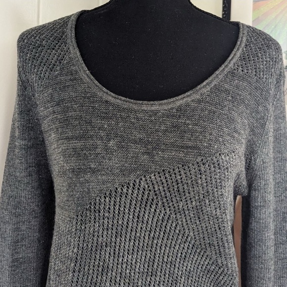 Eileen Fisher Scoop Neck Merino Wool Metallic Thread Geometric Sweater Long Line - Picture 6 of 11